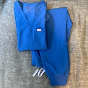 FIGS Royal Blue Catarina Top (S) and Zamora Jogger Pants (SP)